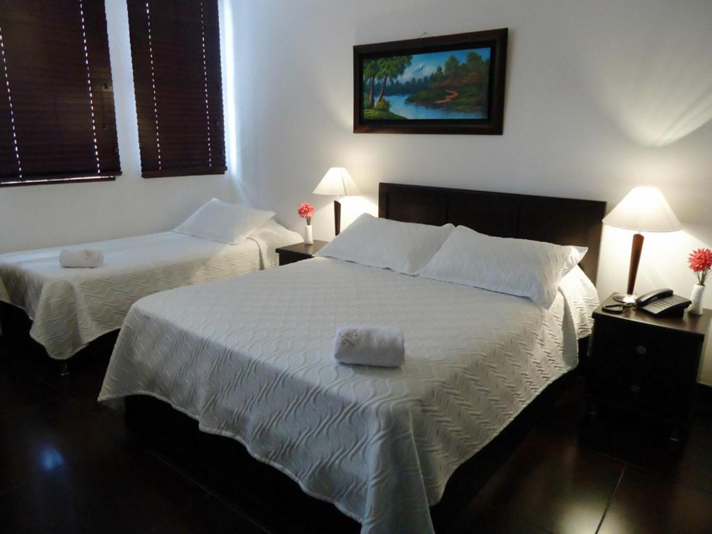 Hotel Estadio 63C Μπογκοτά Εξωτερικό φωτογραφία